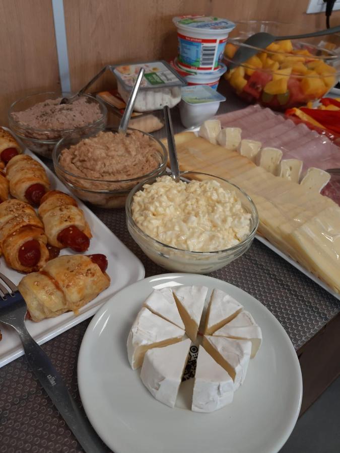 Penzion U Bustiku Sardice المظهر الخارجي الصورة